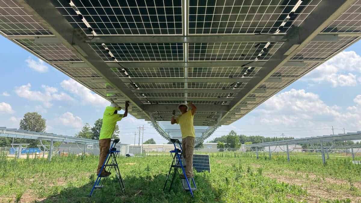Bifacial Solar Panels Install
