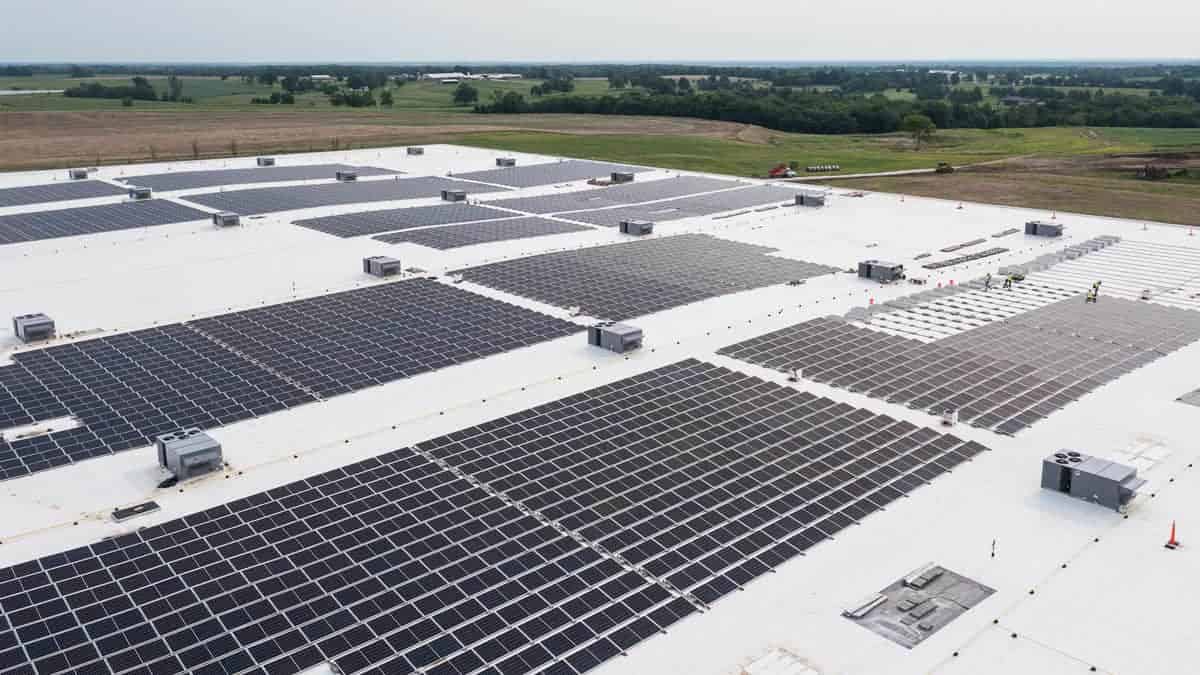 Utility Scale Rooftop Solar Install
