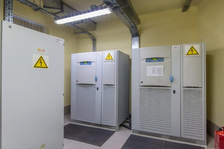 differences between flow batteries and lithium ion